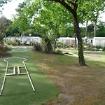 营地 Plaisirs Nature A La Pignade 龙斯莱班