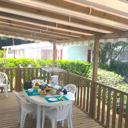 Plaisirs Nature A La Pignade Camping